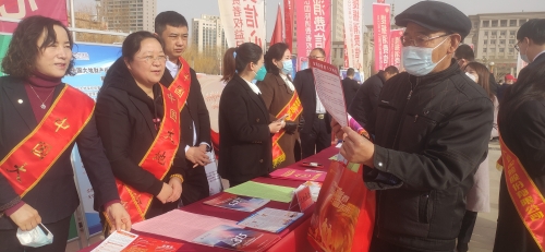 甘肅分公司積極開展“3·15”消費(fèi)者權(quán)益保護(hù)教育宣傳周活動(dòng)02